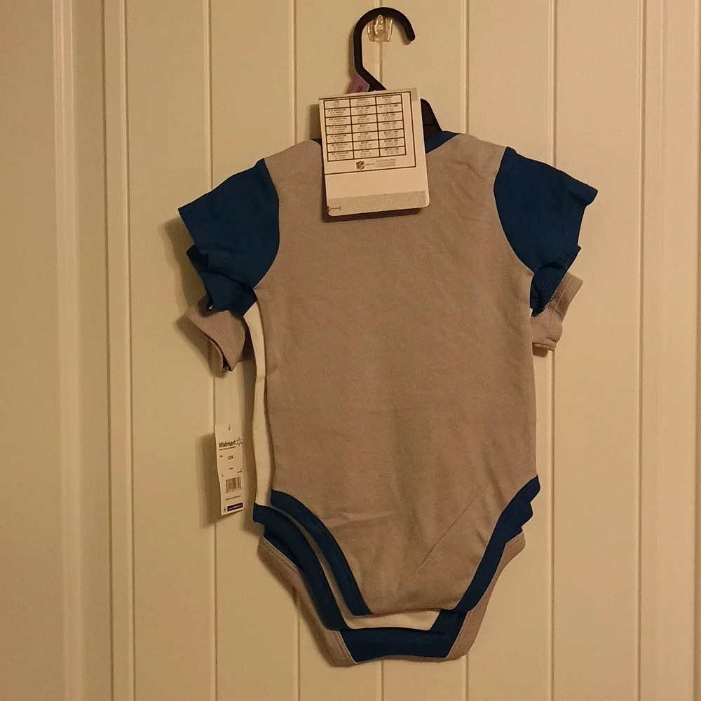 NWT 12 Month Old 3 Piece Creeper Set Detroit Lions Blue and Gray Baby Bodysuit